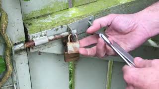 Open a rusted padlock