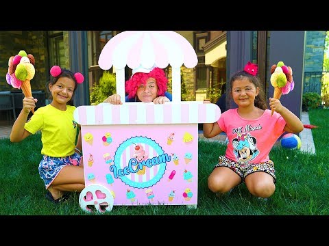 Öykü and Masal Pretend Play Ice Cream Shop