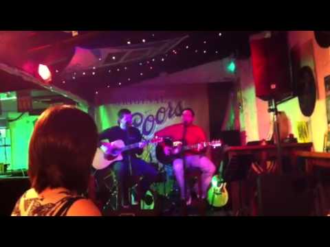 The BeerMat Botticellis Land DownUnder Cover (Live)