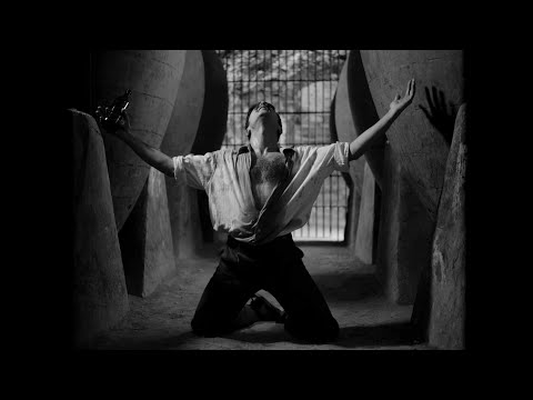 Muerte en Motilleja. Rodrigo Cuevas ronda a Raül Refree.