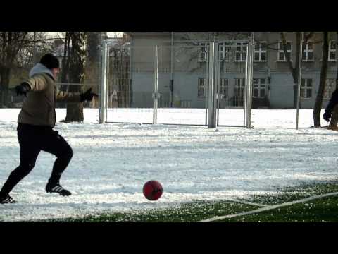 Z miłości do piłki