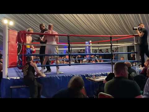 Lenny Tait v Michael smithson round 3