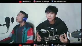 Download lagu Yakinlah Aku Menjemputmu - Kangen band (cover) Munir Fingerstyle ft. Shantos mp3