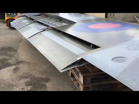Panavia Tornado GR1 Flaps & Slats Functional Test in the backyard...