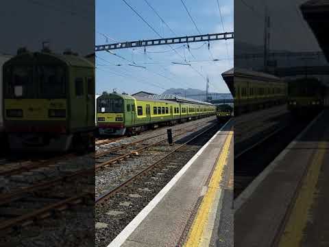 Dart class 8300/8100 at bray bound for howth