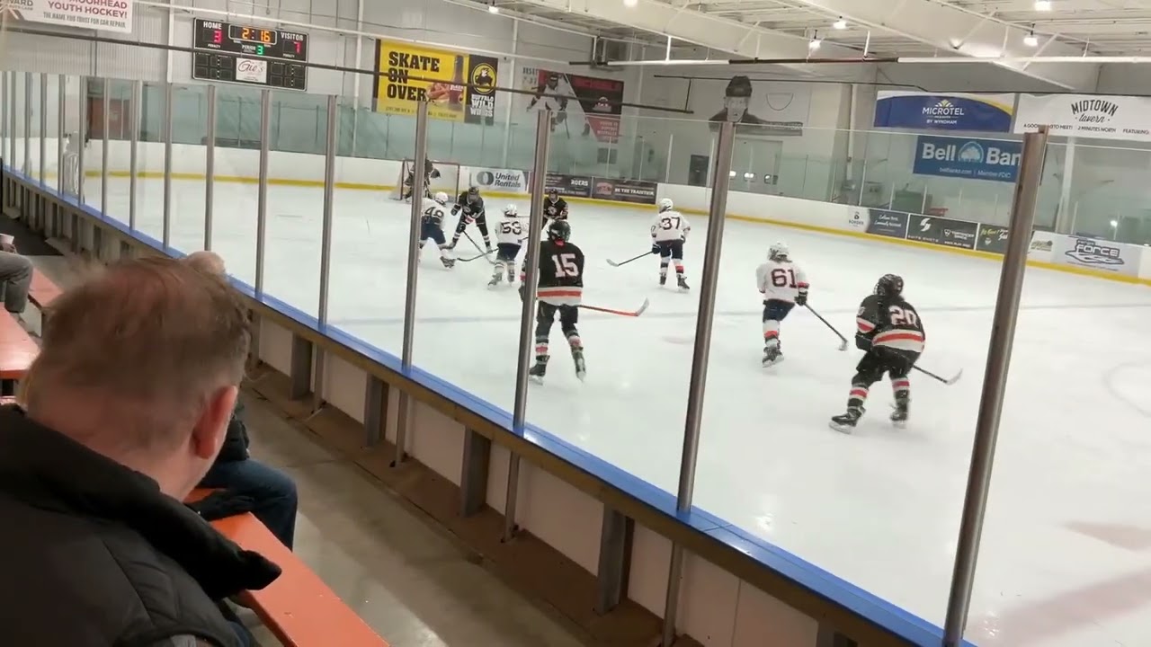 Game 05: 7-4 Moorhead, Ashton scores on a pass from Easton