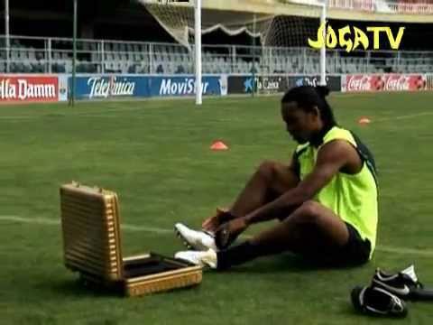 Joga Bonito - Ronaldinho Ping Pong