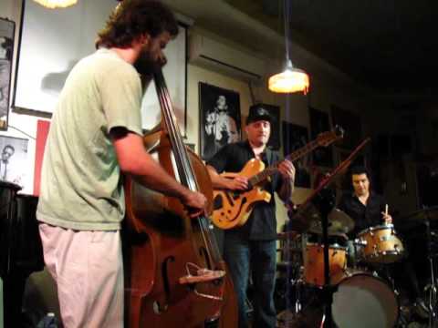 Juampy Juarez- Carlos  Alvarez-Chino Piazza Trio playing  "DIM BLUES" by Juampy Juarez