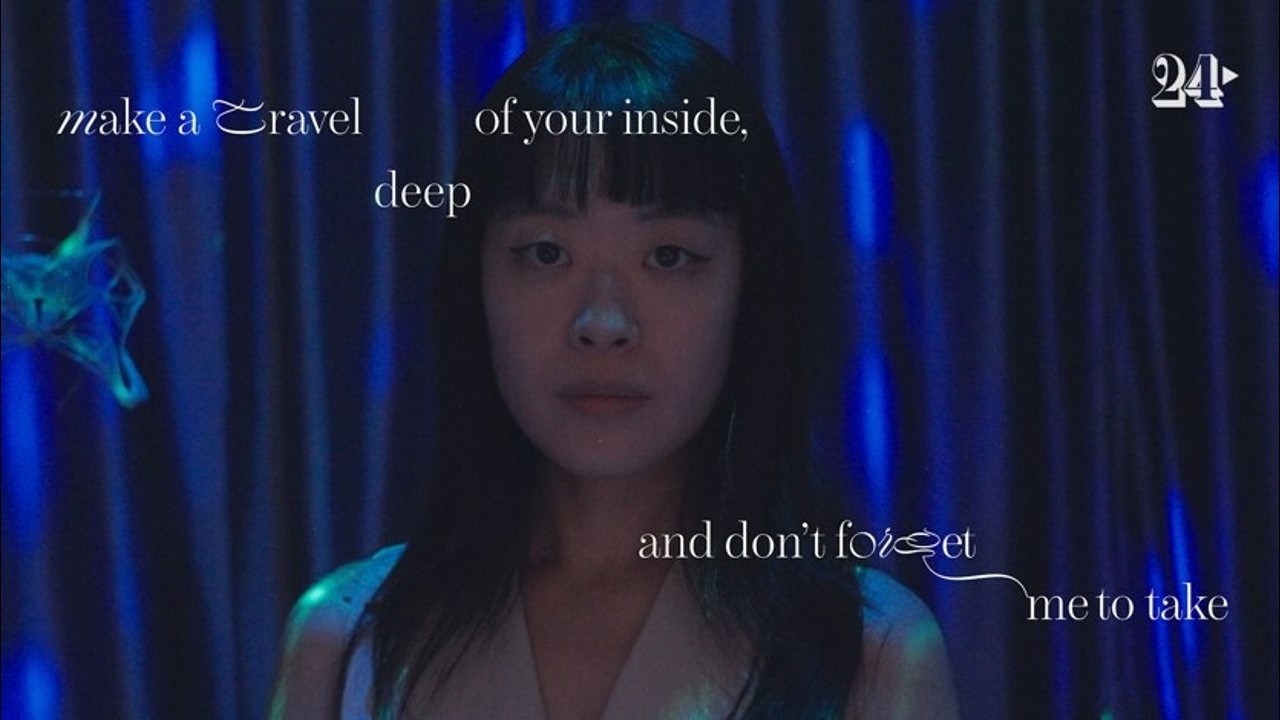 Charmaine Poh delicata e possente artista dell'anno