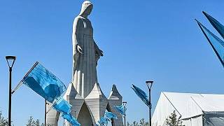 Inauguran en una aldea polaca la mayor estatua de la Virgen María de Europa