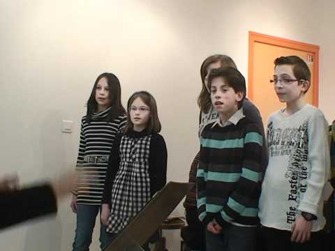 La puce et le pianiste par la chorale de l'école de musique