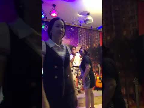 Thể hiện bởi Vũ Đức Võ