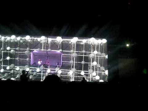 Godskitchen Sydney Boombox Tour 2009 - Cosmic Gate - Matrix Effect