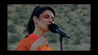 I Am Not a Robot | MARINA live performance at the desert