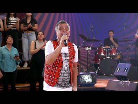 Roupa Nova canta "Coração Pirata" no Altas Horas