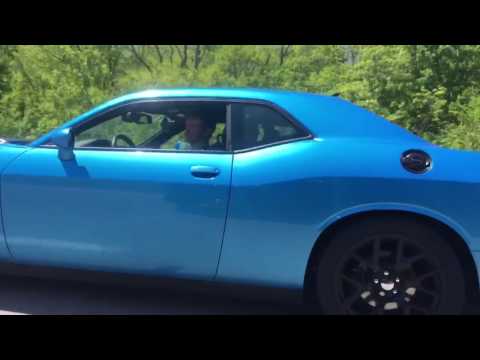 Fiesta ST vs Dodge Challenger RT