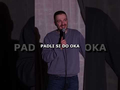 „Táta klátí moji ex