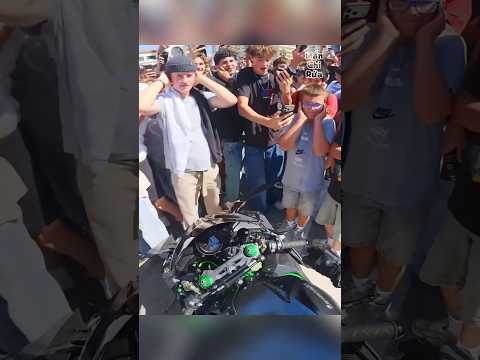 Aura +1000🔥Giữa Porsche 911 và Ninja H2R @imkay