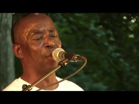 Conjunta Angola 70 - 6 - LIVE at Afrikafestival Hertme 2012