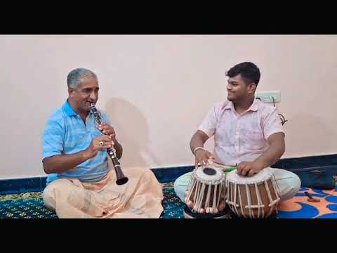 Beladingalagi baa kannada song ....   shokesh Kumar sir plying ...