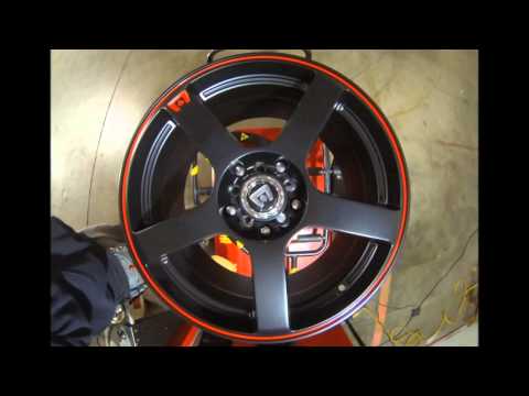 Motegi Wheels MR116 Black with Red Stripe
