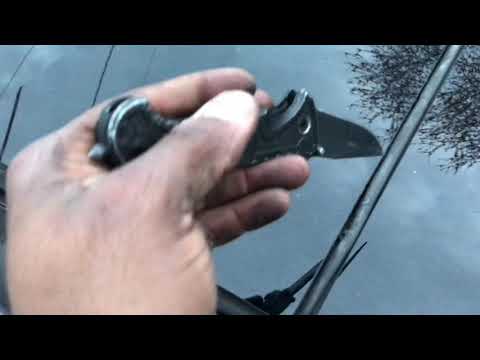 Cadillac SRX ultraview Sunroof Motor Access And Removal