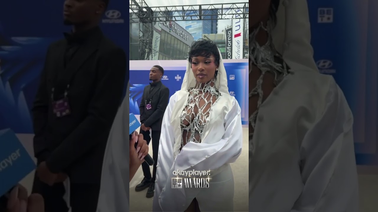 #DessDior shares a collab she knew the girls needed 😍 🙌🏾 #betawards #chxrry #mariahthescientist