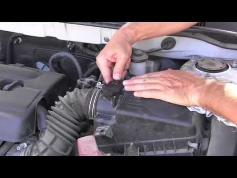 Toyota Corolla Mass Air Flow sensor cleaning