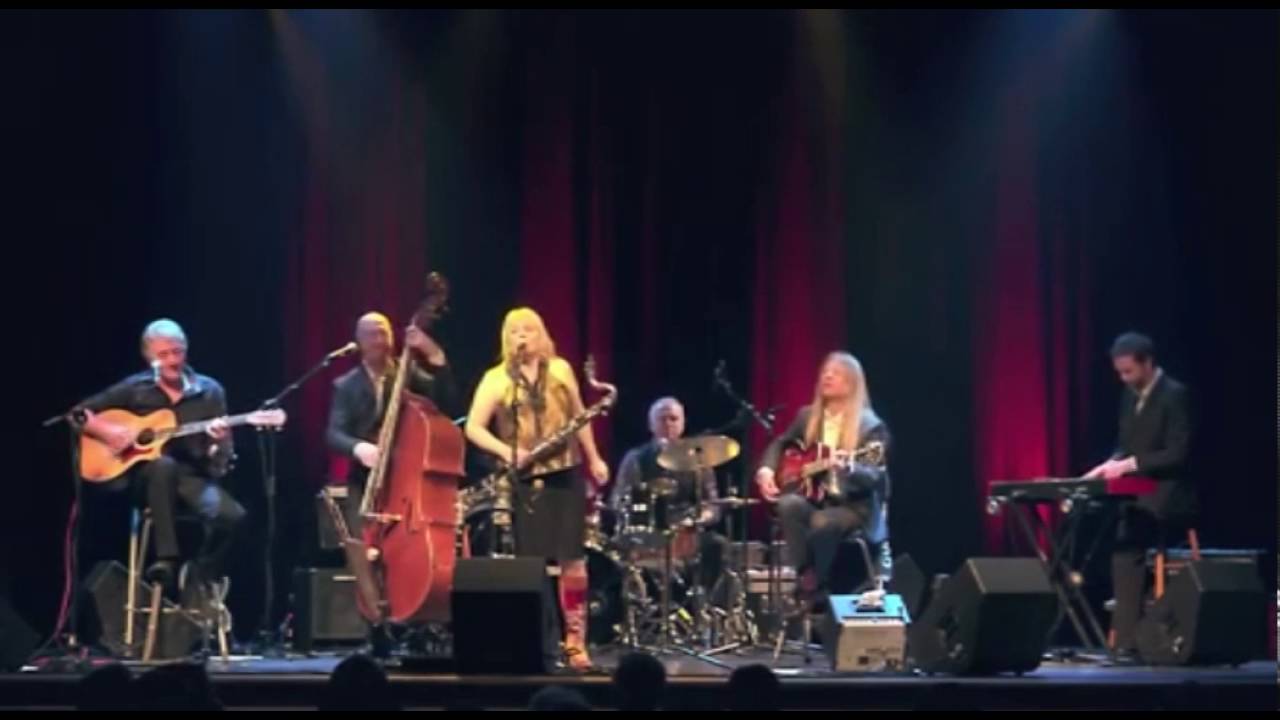 Video Paris Affair Jazz Band Swansea