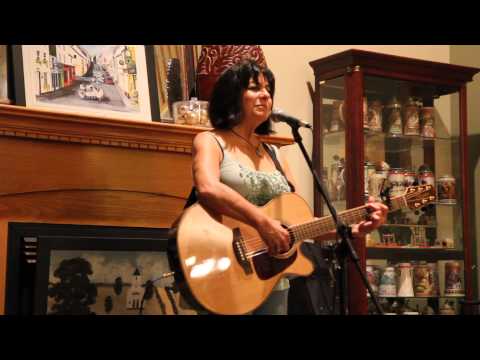 Tish Hinojosa  Something in the rain