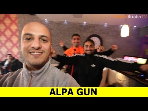 Video thumbnail for Nr. 02 - Alpa Gun (Parodie)