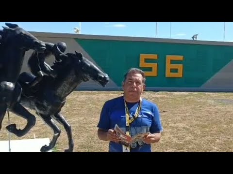 Javier Flores y las entrevistas con los trainers J.Carfunjol padre e hijo y el jinete J.D Calicho.