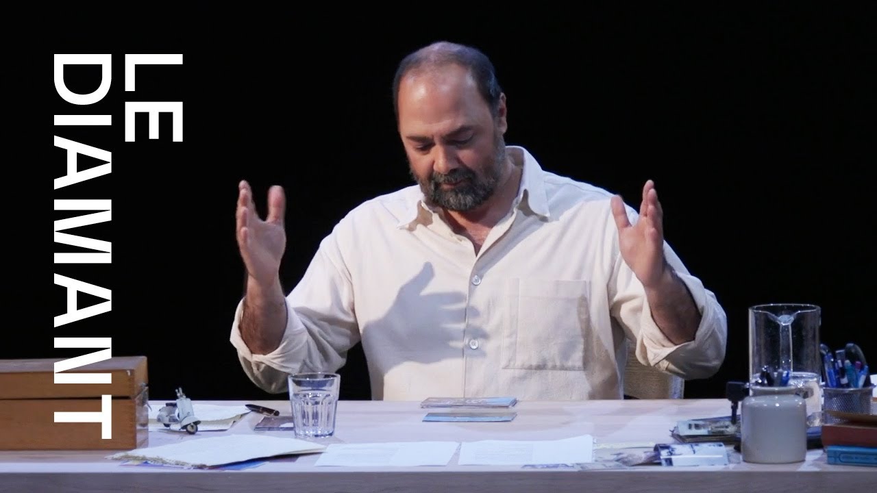 Miniature de la vidéo YouTube : Le vieux monde derrière nous