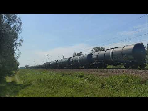 ET22 z beczkami na haku