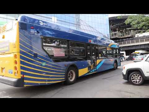Q60 Bus Tracker