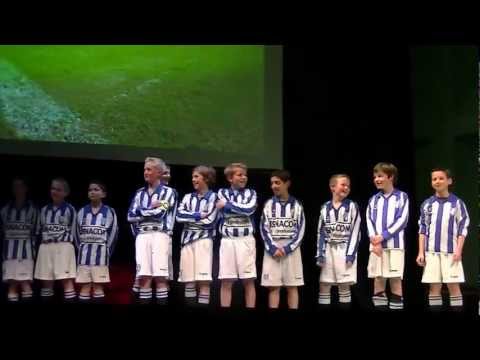 UVS D2/7 in het theater....