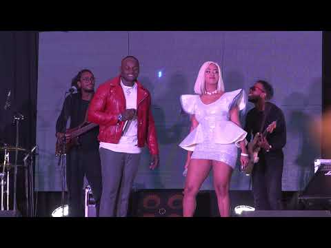 TANASHA DONNA FT KHALIGRAPH JONES LIVE