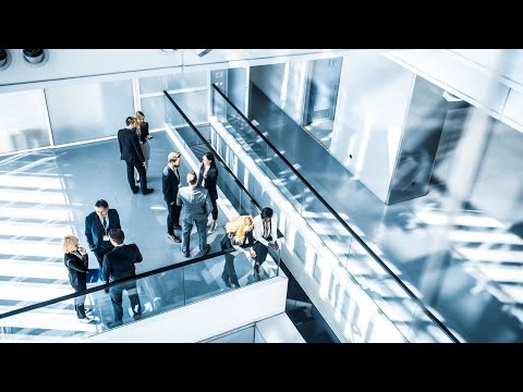 Red Hat 'open source' strategy achieving innovative software outcomes