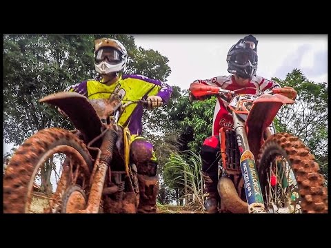 MOTO DE TRILHA NA PISTA DE MOTOCROSS 2017 😱😎🏁