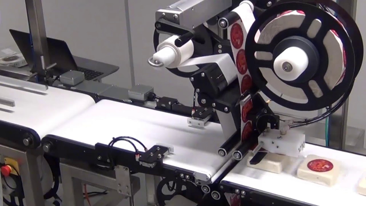 Labeler w/Centering Device EPI-9210 - Center & Label Top / Bottom of Product