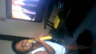 Derreaun singing oh happy days (bigmama)