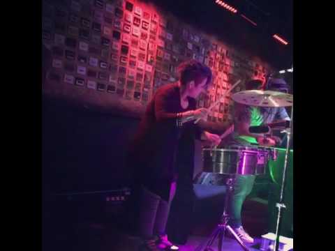 Performance Timbal & Dj Eletronico / Latino