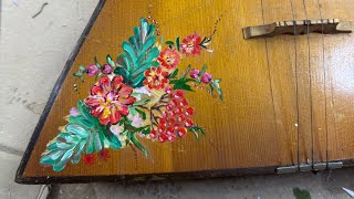 Роспись балалайки)