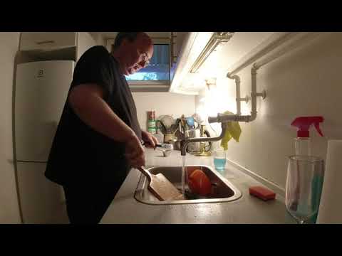 MongoTV_5445 - Mongo Madskole - HAKKEBØF Med RIS og BRUN SOVS