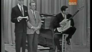 Video thumbnail for VOX V251 GUITAR ORGAN with Dick Denney a great innovator and a true gentleman. by gpomeroy
