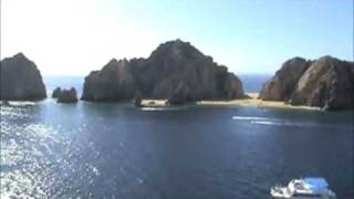 preview picture of video 'A Mexican Cruise:  Tendering in To Cabo San Lucas'