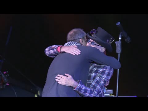 Video thumbnail for Todos mirando (con Vito Sinkope)