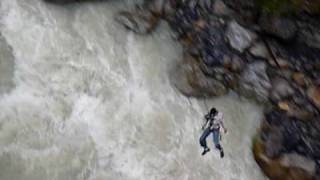 preview picture of video 'Canyon Jump in Switzerland'