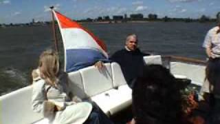 preview picture of video 'Mini cruise on a private yacht on the Dutch rivers'