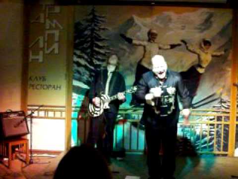 Влад Корнилов - Чужая жена (Living sound, amateur video)